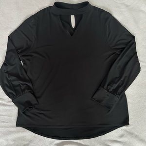 Chicos Long sleeve Front & Back Keyhole Dress Shirt Size 3 (16-18) Black